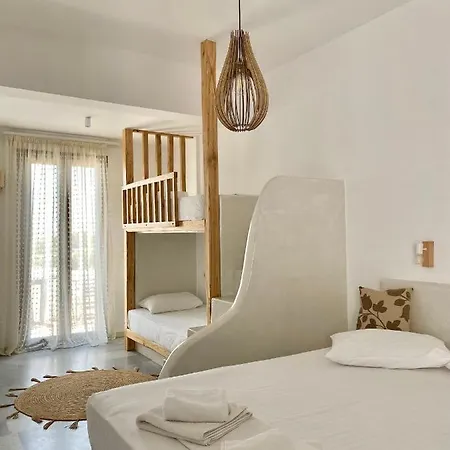 Отель Fikas Naxos City