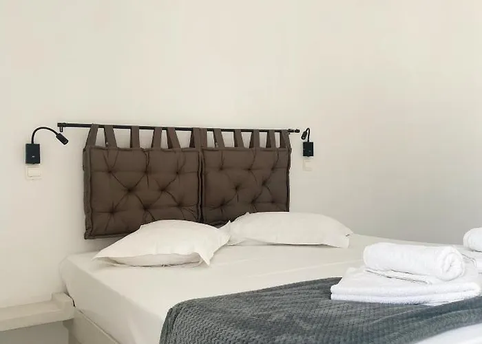 Hotel Fikas Naxos City