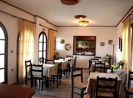 Fikas Hotel 2*